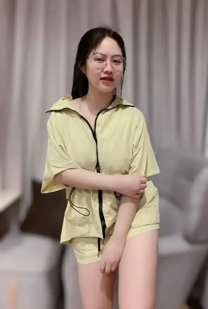 น้อง น้อง แป้งร่ำ — เมืองเพชรบูรณ์